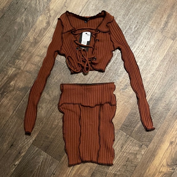 FASHION NOVA - Picture 1 of 3